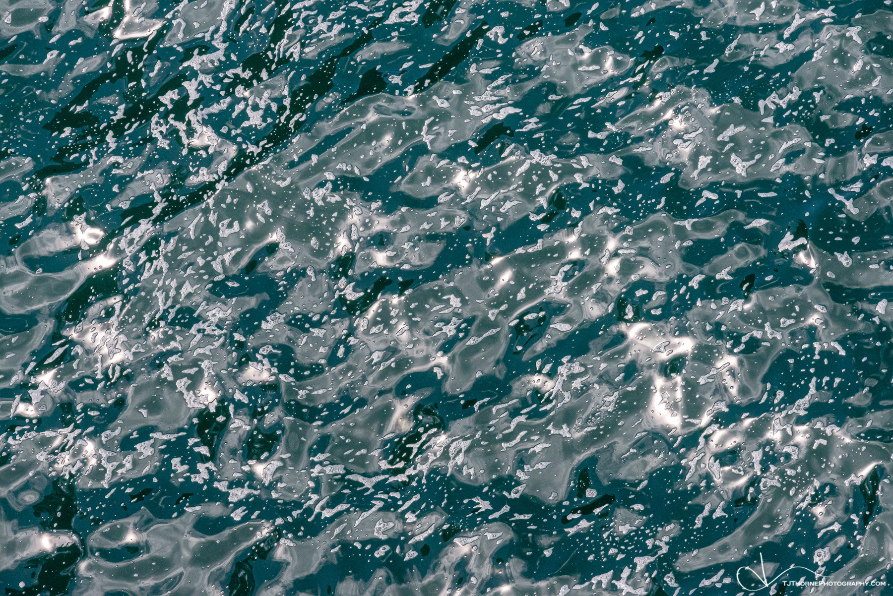 water, abstract, ebb and flow, ebb, flow, blue, white, coastal, horizontal